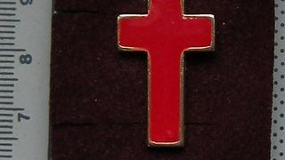 Cu ce diferă sărbătorile cu cruce neagră față de cele cu cruce roşie