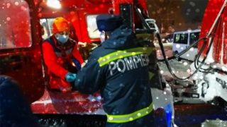 VIDEO - Gravidă prinsă în mijlocul viscolului.A trebuit să nască acasă