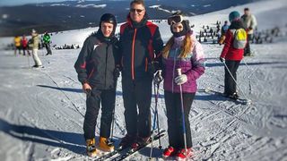 reacția psd după ce iohannis a mers la ski