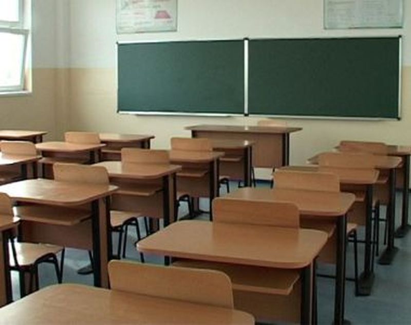 Mai multe clădiri ale unităţilor şcolare din România nu au autorizaţie în caz de incendiu