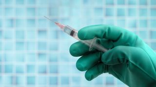 AstraZeneca va suplimenta livrările de vaccinuri pentru COVID-19 către UE