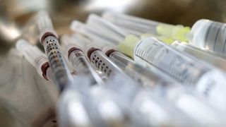 rom&acirc;ni vaccinați coronavirus