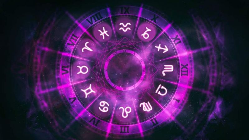 Horoscop 4 februarie 2021.  Emoții și surprize pe plan sentimental pentru două zodii