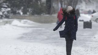 Prognoza meteo, vineri 5 februarie. Noi avertizări COD galben și portocaliu de la ANM