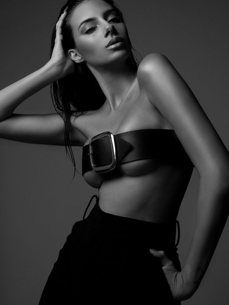 Cum identifici un studio de videochat de top?