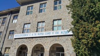 Focar de coronavirus la colegiu. 11 elevi au fost găsiți pozitiv