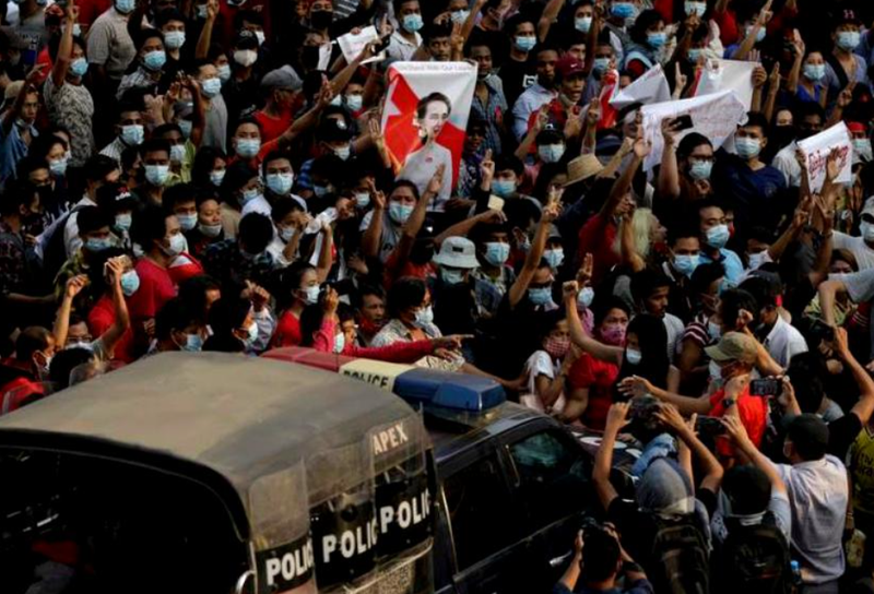 Lovitură de stat în Myanmar. Proteste masive, unde mai multe persoane au fost rănite