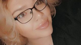 Caz șocant pe TikTok. O tânără a aflat că are cancer chiar de pe această aplicație