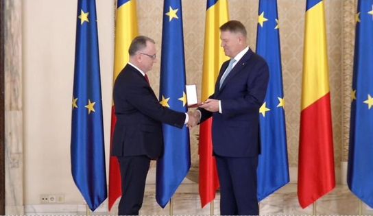 ședință klaus iohannis și sorin cîmpeanu