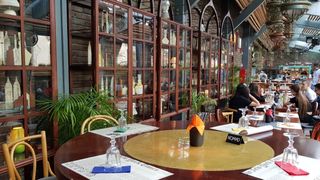 Restaurantele, cinematografele şi instituţiile de spectacole din Cluj-Napoca se &icirc;nchid din nou