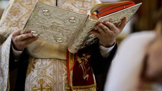 Se schimbă tradiția de mii de ani a botezului. Decizie-șoc în Biserica Ortodoxă după tragedia de la Suceava