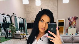 Bianca Comănici, apariție de senzație. "Data viitoare, vin roșcată"