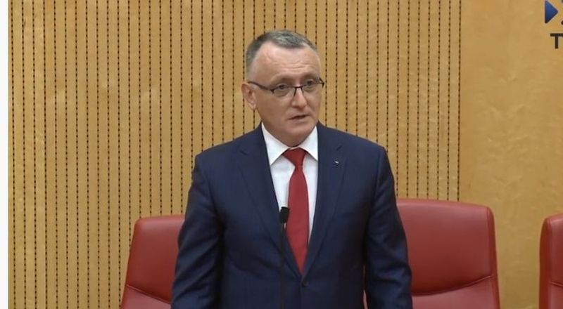 când se redeschid facultățile