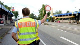 Germania prelungeşte controalele la frontiera cu Austria şi Cehia cu încă 14 zile