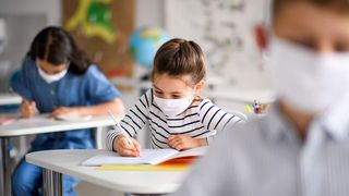 Copiii de clasa a doua - martori la decesul unui coleg. Acum vor urma consiliere psihologică