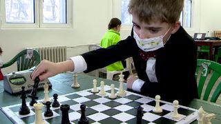 VIDEO-Copilul de șase ani care pune România în fruntea șahului mondial