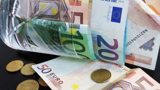 Curs valutar BNR, 23 februarie 2021. Leul a stagnat ușor la &icirc;nceput de săptăm&acirc;nă