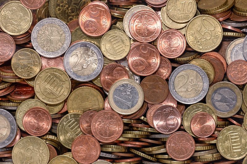 curs valutar 24 februarie 2021