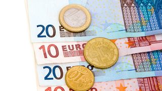 Curs valutar BNR, 24 febriarie 2021: Ce se &icirc;nt&acirc;mplă cu moneda euro