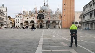 lockdown prelungit în italia