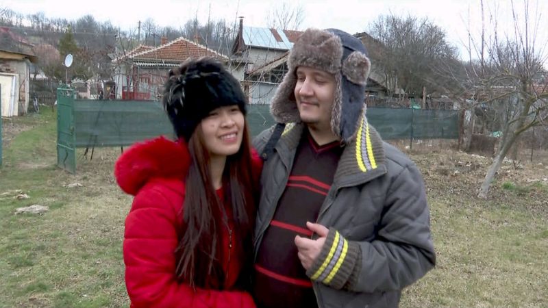 Duminica aceasta, de la ora 14:30, la ”Asta-i România!”, Dragoste la primul click!