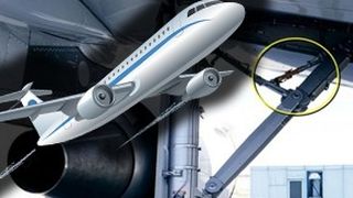 VIDEO - Avion plin cu oameni,decolare &icirc;nt&acirc;rziată din cauza unei păsări