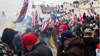 Peste 300 de persoane au fost puse sub acuzare în urma atacului de la Capitoliu