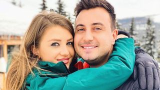 VIDEO - De 1 Martie, doamnele și domnișoarele primesc mărțișoare &icirc;n semn de apreciere