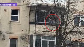 VIDEO - Dialogul halucinant dintre agresorul de la Onești și Poliție. Primele imagini