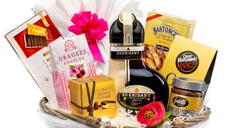 Noi variante de coșuri cadou de Paște lansate în colecția gourmetGIFT 2021