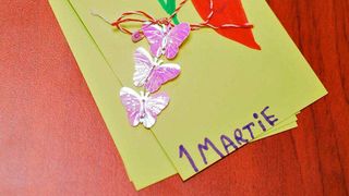 elev umilit de profesoară din cauza mărțișorului