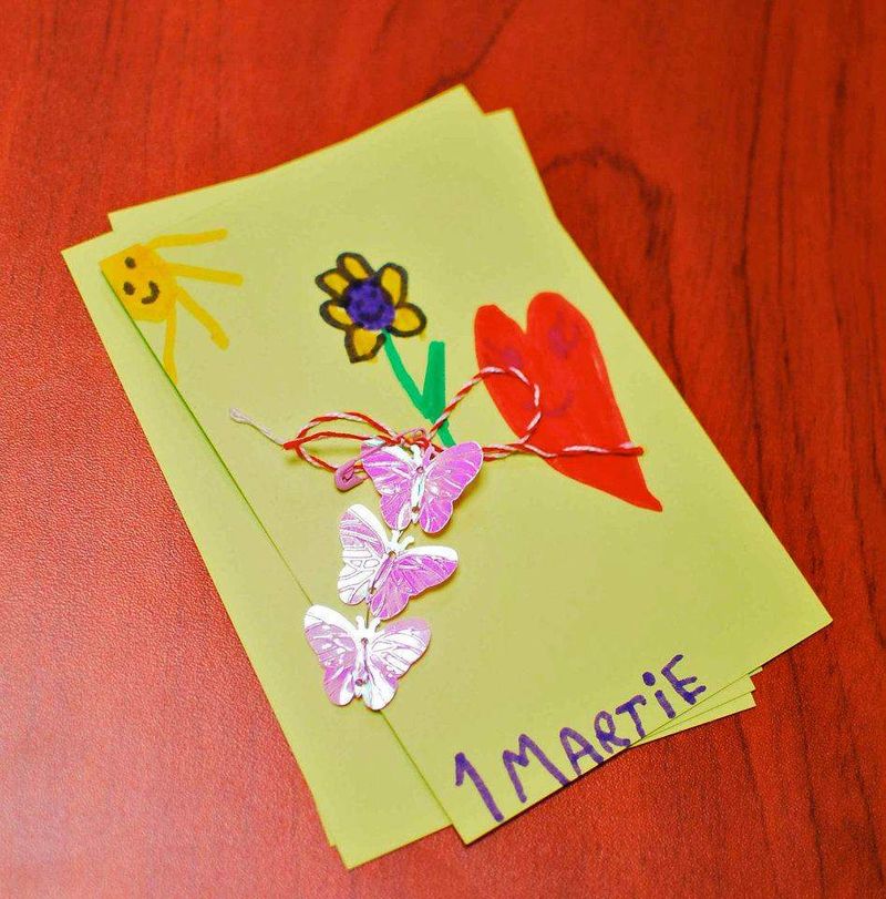 elev umilit de profesoară din cauza mărțișorului