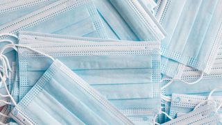 Avertisment privind măștile de protecție neconforme în România