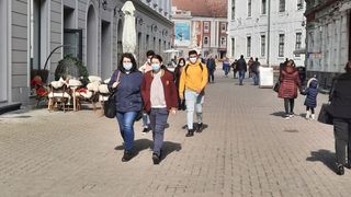 Un oraș mare din România intră în carantină. Număr mare de cazuri COVID-19 la nivelul întregii țări