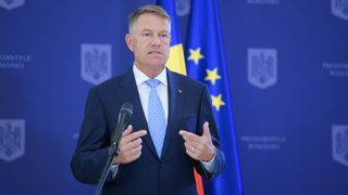 iohannis restricție ora 22
