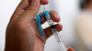 O altă tranşă de vaccin &icirc;mpotriva COVID-19 Moderna ajunge astăzi &icirc;n Rom&acirc;nia