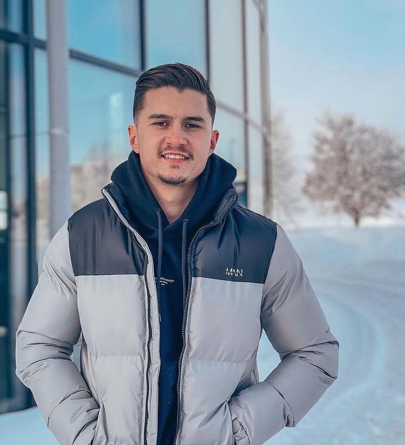 cine este manu de la puterea dragostei