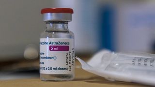 spania suspendă vaccinarea cu astrazeneca