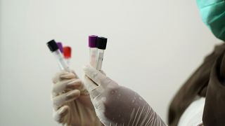 Bilanțul COVID-19 al zilei: 6.000 de cazuri noi în ultimele 24 de ore. Care este situația în Capitală