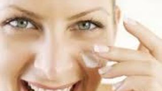 VIDEO - Saloanele de înfrumusețare, locuri sigure și sterile în pandemie