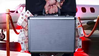 VIDEO - Fugarii României duc viață de nabab în străinătate