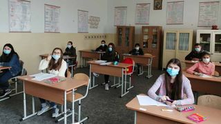 Subiecte simulare BAC 2021 Română pentru clasa a 11-a şi a 12-a. Barem de corectare - EDU.ro