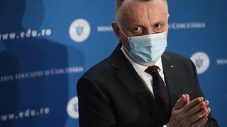 Sorin Cîmpeanu: „Susţin în continuare principiul că şcolile trebuie închise ultimele..”