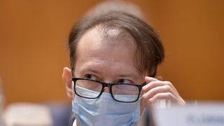 Cîţu, după ce rata de infectare a depăşit 6 la mie în Capitală: „Le transmit bucureştenilor să ignore scenariile şi să aştepte...”