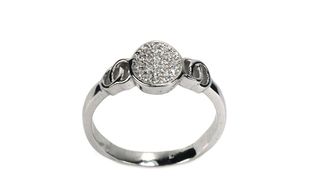 Cele mai originale moduri prin care bărbații pot oferi inele de logodnă!