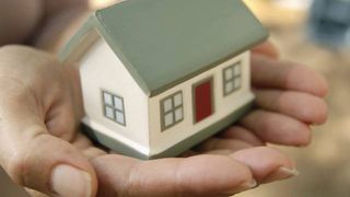 Programul Noua Casă 2021 a început azi. Cine își poate cumpăra locuință cu un avans mic