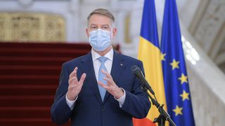 Klaus Iohannis și premierul Florin Cîțu, declarații de ultimă oră la Institutul „Cantacuzino" (VIDEO)