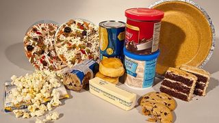 VIDEO - Bombele alimentare cu acizi trans, interzise de azi &icirc;n Rom&acirc;nia