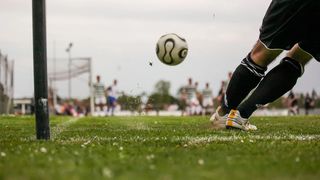  Rom&acirc;nia pentru calificare la cupa mondială 