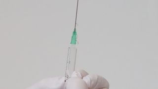 UE dorește achiziţionarea a 10 milioane de doze de vaccin AstraZeneca din India